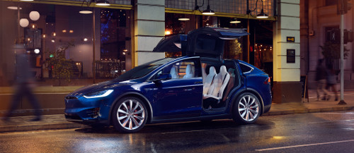 Tesla Model X – hochmodernes SUV Elektroauto